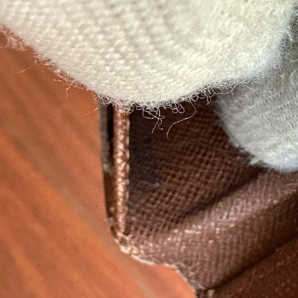 Louis Vuitton Men Wallet - Picture 9 of 13